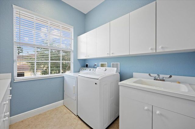 9778 Bowline Drive 201, West Palm Beach, FL 33411