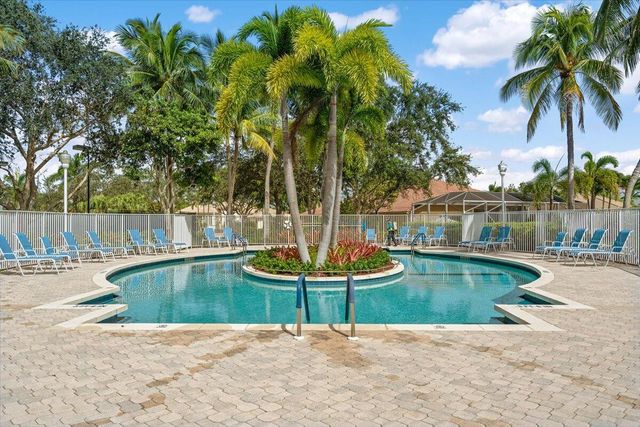 9778 Bowline Drive 201, West Palm Beach, FL 33411