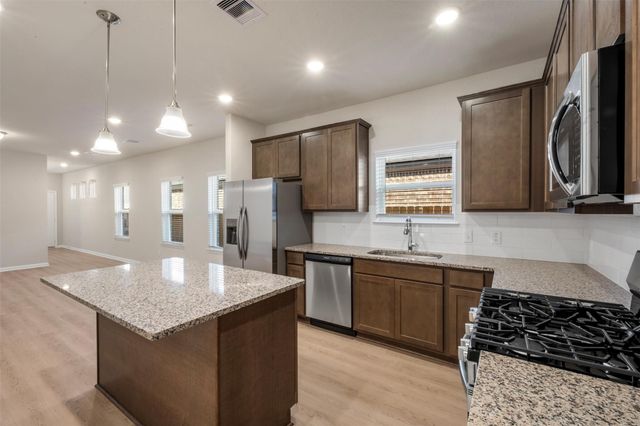 27390 Axis Deer Trail, Magnolia, TX 77354