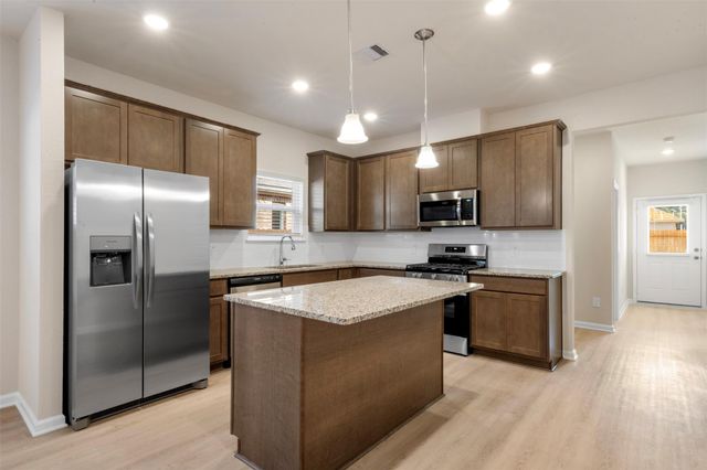 27390 Axis Deer Trail, Magnolia, TX 77354
