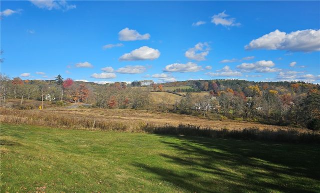 147 West Hill Rd A, Big Flats, NY 14903