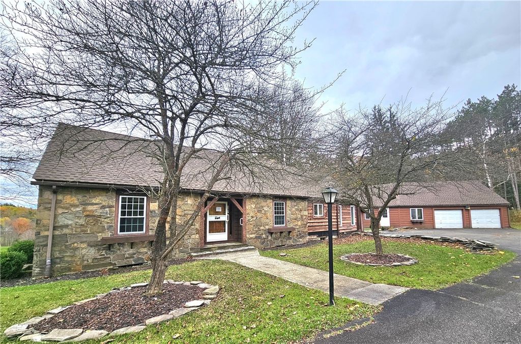 147 West Hill Rd A, Big Flats, NY 14903