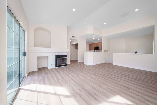 7835 E Viewrim, Anaheim, CA 92808