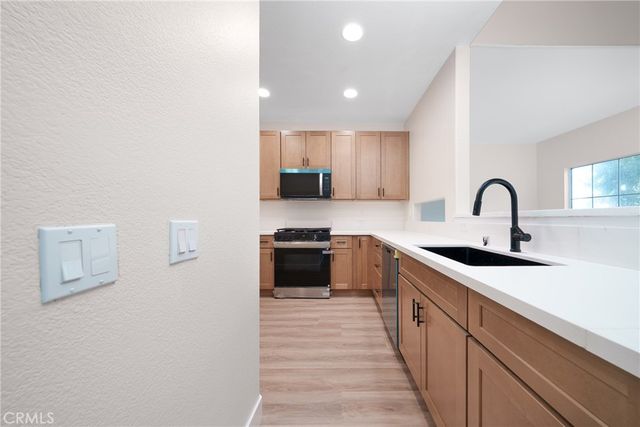 7835 E Viewrim, Anaheim, CA 92808