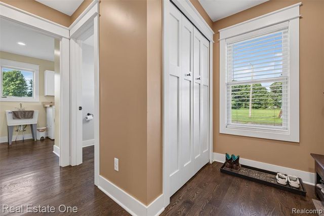2355 S Sashabaw Road, Ortonville, MI 48462