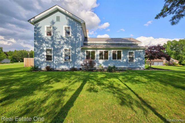 2355 S Sashabaw Road, Ortonville, MI 48462
