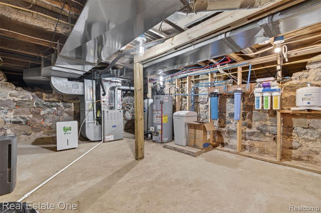 2355 S Sashabaw Road, Ortonville, MI 48462