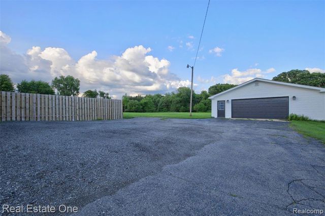 2355 S Sashabaw Road, Ortonville, MI 48462