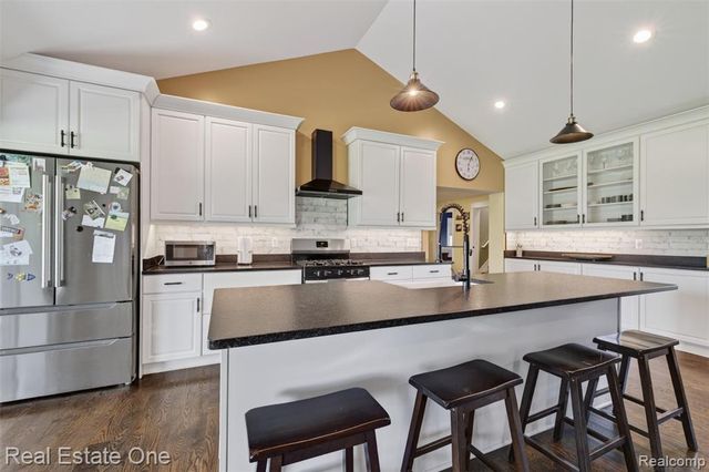 2355 S Sashabaw Road, Ortonville, MI 48462