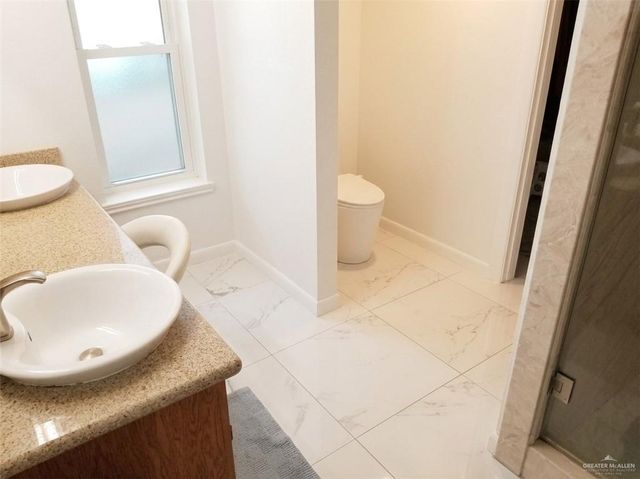 1713 E 24th Place, Mission, TX 78574