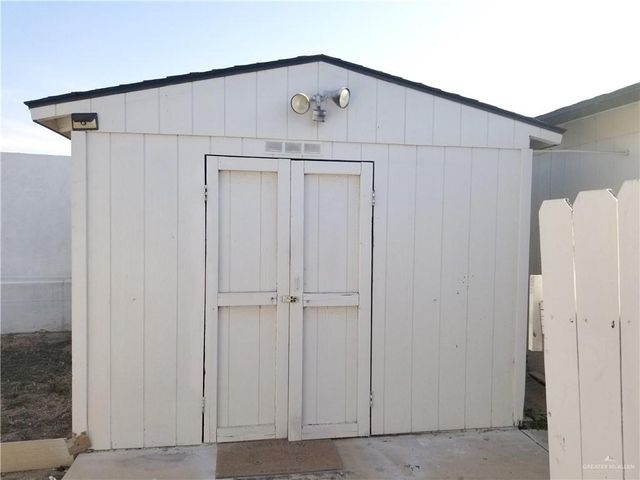 1713 E 24th Place, Mission, TX 78574