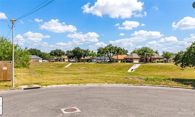 1713 E 24th Place, Mission, TX 78574