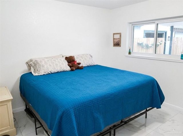 1713 E 24th Place, Mission, TX 78574