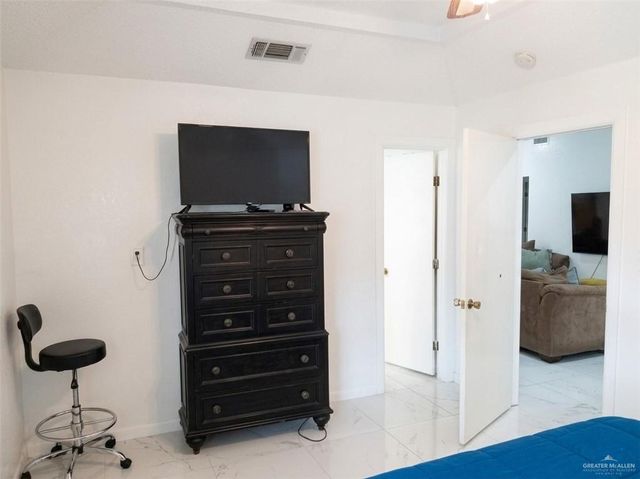 1713 E 24th Place, Mission, TX 78574