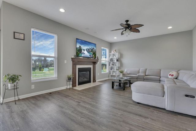 7852 Oldham Drive, Reynoldsburg, OH 43068