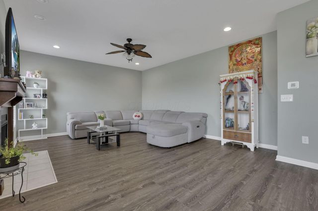 7852 Oldham Drive, Reynoldsburg, OH 43068