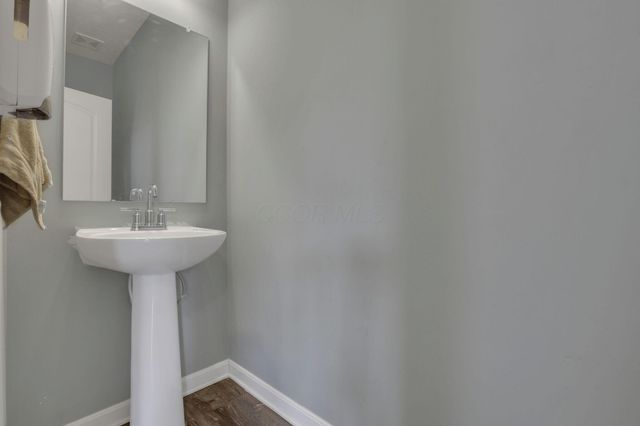 7852 Oldham Drive, Reynoldsburg, OH 43068