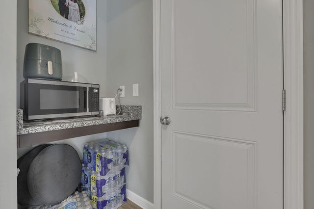 7852 Oldham Drive, Reynoldsburg, OH 43068