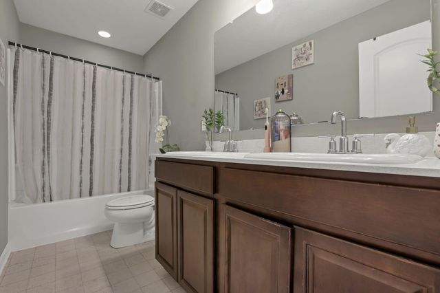 7852 Oldham Drive, Reynoldsburg, OH 43068