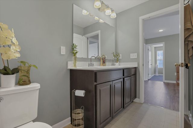 7852 Oldham Drive, Reynoldsburg, OH 43068