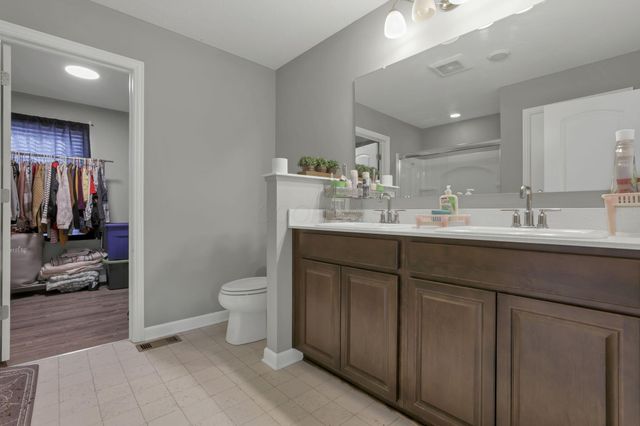 7852 Oldham Drive, Reynoldsburg, OH 43068