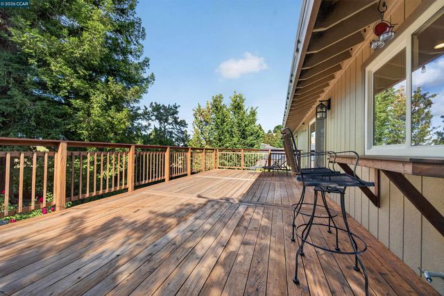 103 Bramblewood Ln, Pleasant Hill, CA 94523