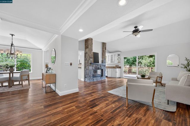 103 Bramblewood Ln, Pleasant Hill, CA 94523