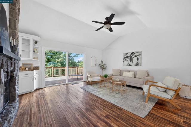 103 Bramblewood Ln, Pleasant Hill, CA 94523