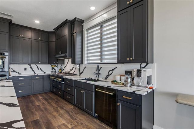 5123 NW 47th Terrace, Riverside, MO 64150