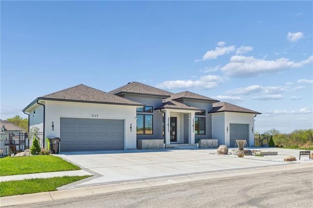 5123 NW 47th Terrace, Riverside, MO 64150
