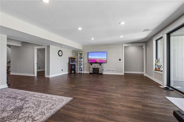 5123 NW 47th Terrace, Riverside, MO 64150