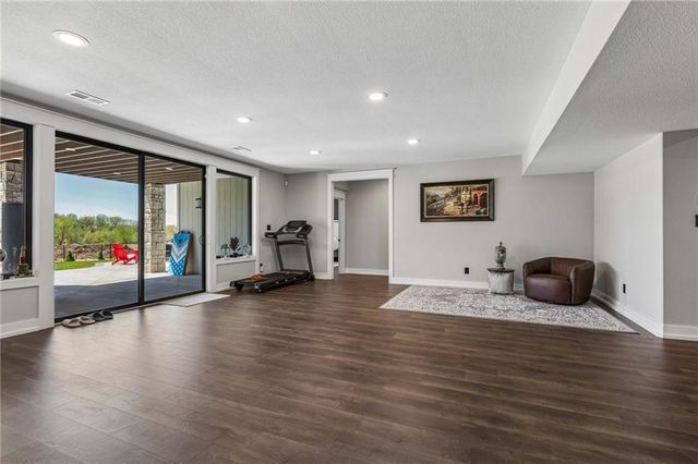 5123 NW 47th Terrace, Riverside, MO 64150