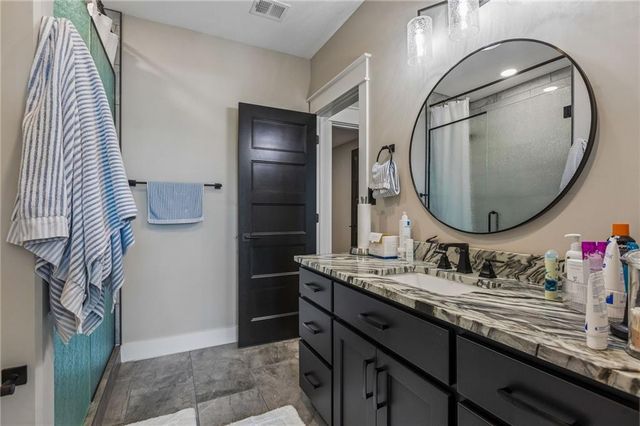5123 NW 47th Terrace, Riverside, MO 64150