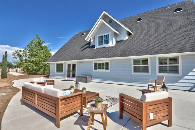 39195 Avenida Antonovich, Temecula, CA 92591