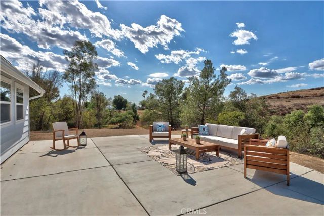 39195 Avenida Antonovich, Temecula, CA 92591