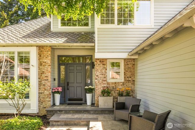 23218 SE 29th Court, Sammamish, WA 98075