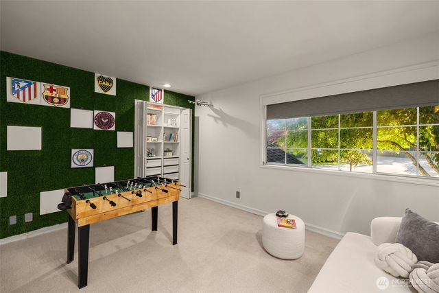 23218 SE 29th Court, Sammamish, WA 98075