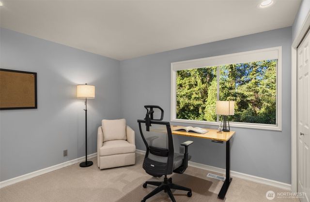 23218 SE 29th Court, Sammamish, WA 98075