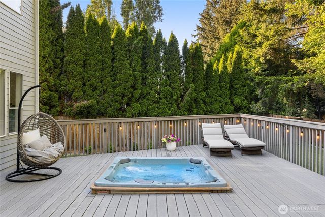 23218 SE 29th Court, Sammamish, WA 98075