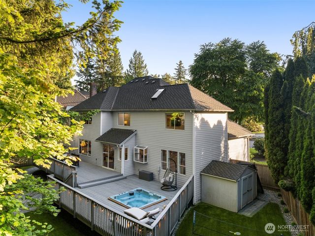 23218 SE 29th Court, Sammamish, WA 98075