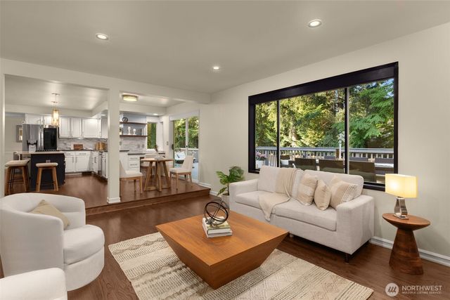 23218 SE 29th Court, Sammamish, WA 98075