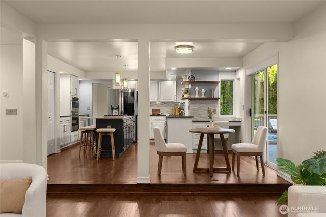 23218 SE 29th Court, Sammamish, WA 98075