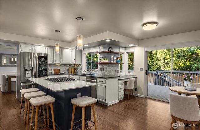 23218 SE 29th Court, Sammamish, WA 98075
