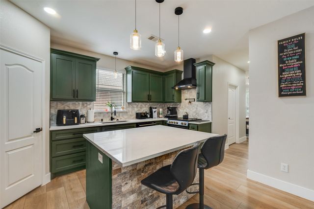 472 Round Rock Road, Cedar Hill, TX 75104