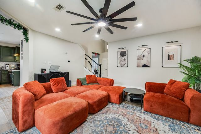 472 Round Rock Road, Cedar Hill, TX 75104