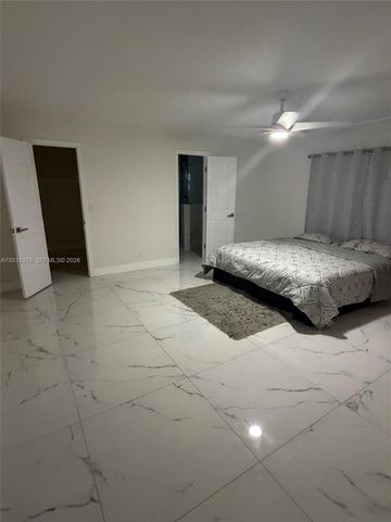 9125 SW 16th Rd E, Boca Raton, FL 33428