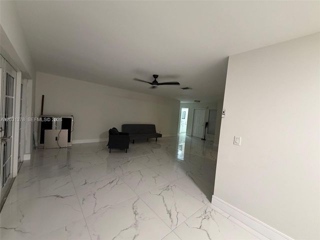 9125 SW 16th Rd E, Boca Raton, FL 33428