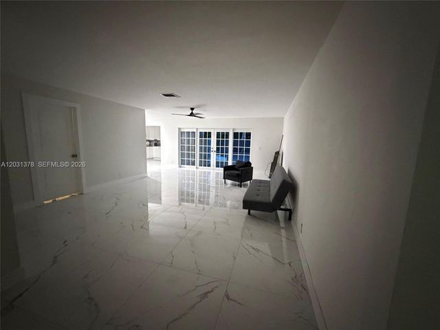 9125 SW 16th Rd E, Boca Raton, FL 33428