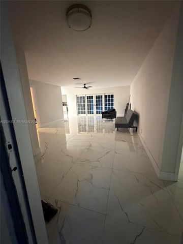 9125 SW 16th Rd E, Boca Raton, FL 33428