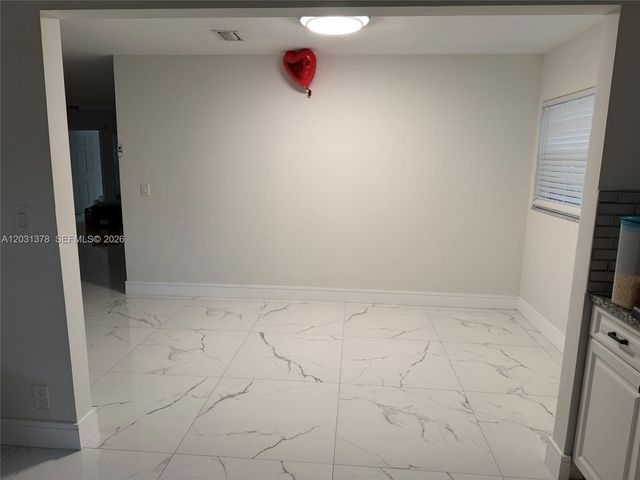 9125 SW 16th Rd E, Boca Raton, FL 33428